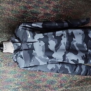 NWOT Nike Therma-Fit Hoodie